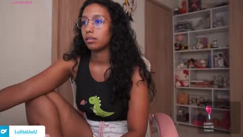 Snapshot of lulitauwu chatting on September 20, 2025, 3:29 am lulitauwu online show from September 20, 2025, 3:29 am