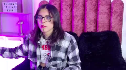 Cookie  online show from November 21, 2025, 12:04 pm