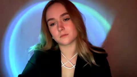 Lulu Baby18 online show from February 5, 2025, 7:31 pm