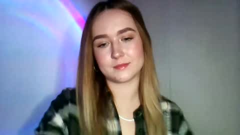 Lulu Baby18 online show from February 18, 2025, 4:16 pm