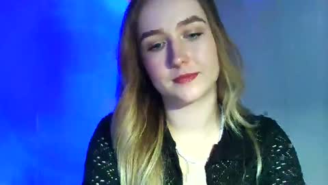 Lulu Baby18 online show from February 23, 2025, 1:32 pm