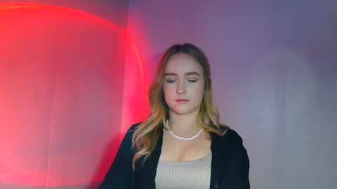 Lulu Baby18 online show from March 1, 2025, 2:23 pm