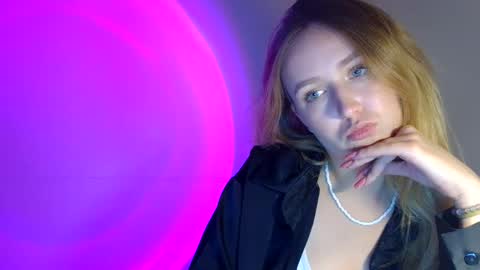 Lulu Baby18 online show from October 2, 2025, 7:54 pm