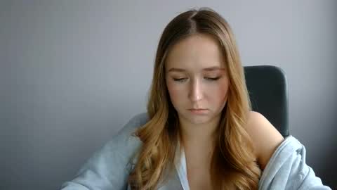 Snapshot of lulu_baby1 chatting on February 4, 2026, 2:01 pm Lulu Baby18 online show from February 4, 2026, 2:01 pm