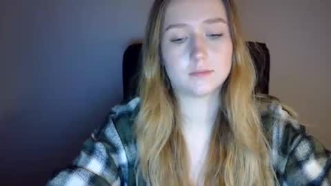 Snapshot of lulu_baby1 chatting on February 11, 2026, 7:08 pm Lulu Baby18 online show from February 11, 2026, 7:08 pm