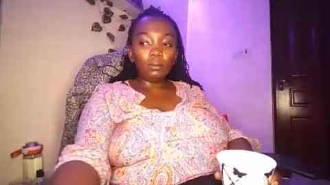 Snapshot of lulu_sparks1 chatting on October 16, 2025, 4:02 am lulu_sparks1 online show from October 16, 2025, 4:02 am