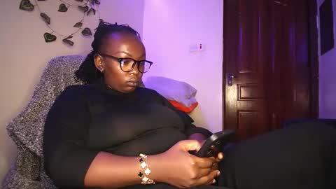 Snapshot of lulu_sparks1 chatting on November 26, 2025, 3:29 am lulu_sparks1 online show from November 26, 2025, 3:29 am