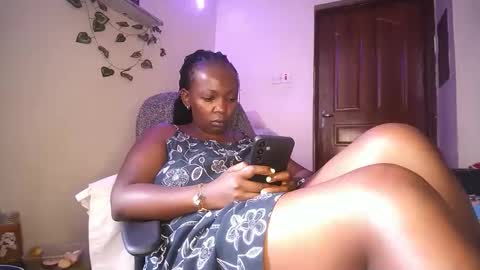 Snapshot of lulu_sparks1 chatting on December 3, 2025, 10:13 am lulu_sparks1 online show from December 3, 2025, 10:13 am