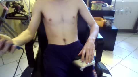 Snapshot of luluarsss chatting on April 10, 2026, 11:37 am luluarsss online show from April 10, 2026, 11:37 am