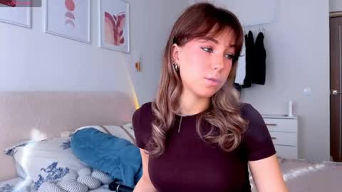 Snapshot of luluberryx chatting on May 25, 2026, 1:11 am lulu berry online show from May 25, 2026, 1:11 am