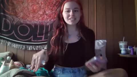 Snapshot of lulupixxx chatting on February 1, 2025, 2:13 pm Connie online show from February 1, 2025, 2:13 pm