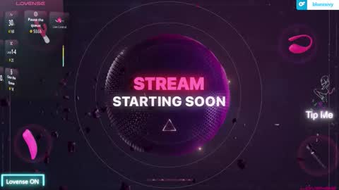 Snapshot of luluubloomm chatting on November 15, 2025, 8:05 pm Lulu online show from November 15, 2025, 8:05 pm