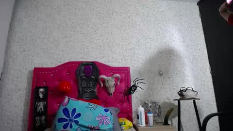 Snapshot of luly_blue chatting on October 29, 2025, 1:52 am Luly online show from October 29, 2025, 1:52 am