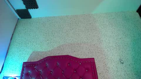 Snapshot of luly_blue chatting on November 7, 2025, 3:28 am Luly online show from November 7, 2025, 3:28 am