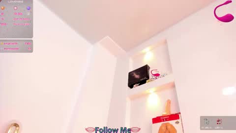 Snapshot of luminous__queen chatting on February 1, 2025, 10:34 pm luminous__queen online show from February 1, 2025, 10:34 pm