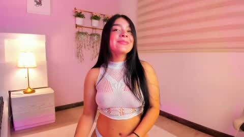 Snapshot of lummii_ chatting on April 9, 2026, 7:08 pm lummii_ online show from April 9, 2026, 7:08 pm