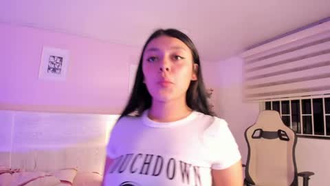 Snapshot of lummii_ chatting on April 28, 2026, 2:27 am lummii_ online show from April 28, 2026, 2:27 am