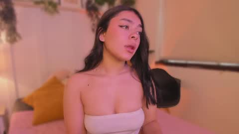 Snapshot of lummii_ chatting on May 22, 2026, 1:50 pm lummii_ online show from May 22, 2026, 1:50 pm