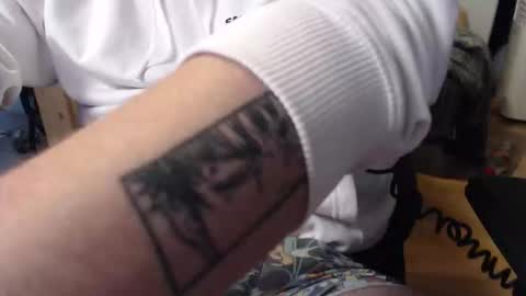 lumpie2508 online show from October 20, 2025, 10:10 pm