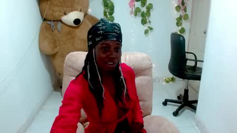 luna253951 online show from May 26, 2026, 3:08 pm
