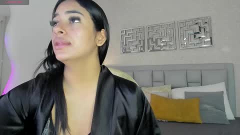 Snapshot of luna25__ chatting on May 17, 2026, 11:39 am Luna online show from May 17, 2026, 11:39 am