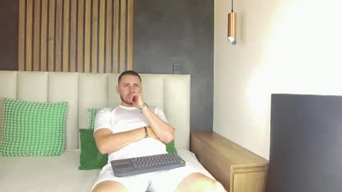 Snapshot of luna_and_jackson_ chatting on May 23, 2026, 3:01 am Luna Jackson online show from May 23, 2026, 3:01 am