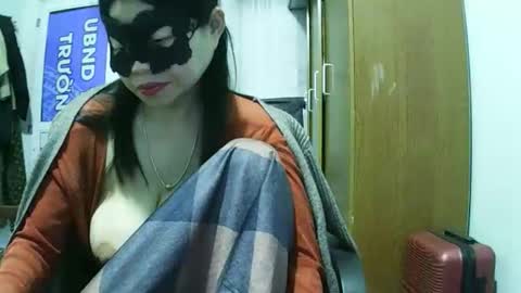 Snapshot of luna_beauty25 chatting on March 17, 2026, 10:24 pm luna_beauty25 online show from March 17, 2026, 10:24 pm