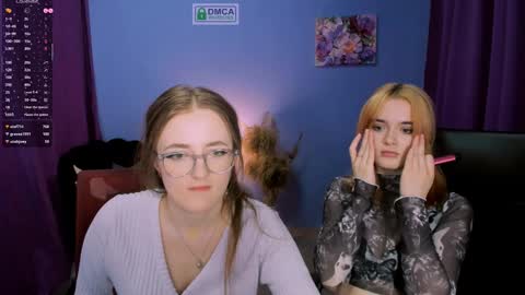 luna_berryy online show from January 21, 2025, 11:34 pm