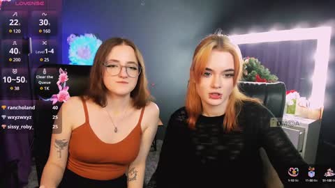 luna_berryy online show from January 23, 2025, 11:15 pm