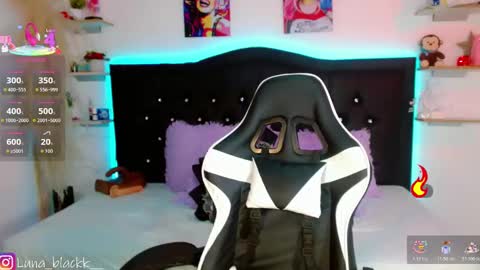 Snapshot of luna_blackk_ chatting on November 4, 2025, 9:25 pm Luna online show from November 4, 2025, 9:25 pm