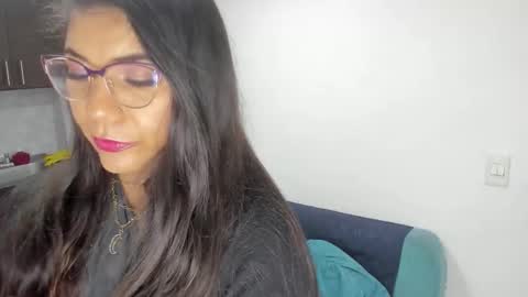 Snapshot of luna_dumont chatting on March 19, 2026, 11:14 am luna online show from March 19, 2026, 11:14 am