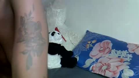 maskedmalkia online show from March 21, 2026, 2:16 am