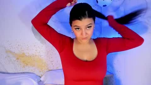 luna_ferrari online show from July 15, 2026, 2:00 pm