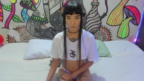 Snapshot of luna_gc chatting on December 17, 2024, 3:06 pm luna_gc online show from December 17, 2024, 3:06 pm