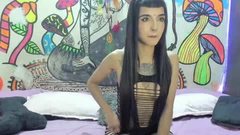 Snapshot of luna_gc chatting on September 16, 2025, 9:27 pm luna_gc online show from September 16, 2025, 9:27 pm