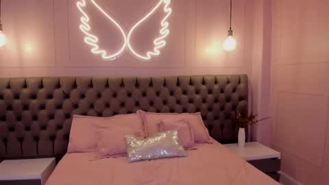 Snapshot of luna_hot_ass chatting on March 5, 2026, 8:38 pm luna_hot_ass online show from March 5, 2026, 8:38 pm