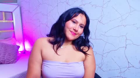 Snapshot of luna_jonez2 chatting on November 2, 2025, 9:22 am Luna Jonez online show from November 2, 2025, 9:22 am