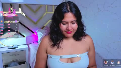 Snapshot of luna_jonez2 chatting on November 20, 2025, 11:10 am Luna Jonez online show from November 20, 2025, 11:10 am