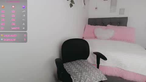 Snapshot of luna_lgomez chatting on December 17, 2025, 1:39 pm luna online show from December 17, 2025, 1:39 pm