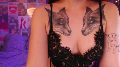 luna_limerence online show from May 26, 2026, 5:14 am