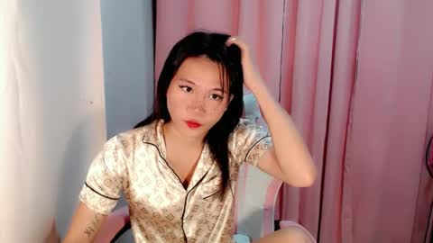 Snapshot of luna_love_bitex chatting on January 25, 2025, 2:04 am LUNA online show from January 25, 2025, 2:04 am