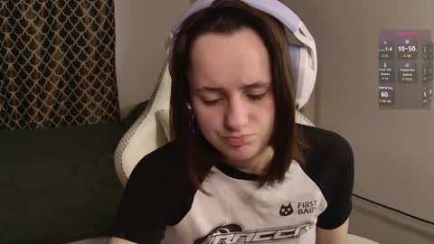 Snapshot of luna_loveeee chatting on November 25, 2025, 5:18 am luna_loveeee online show from November 25, 2025, 5:18 am