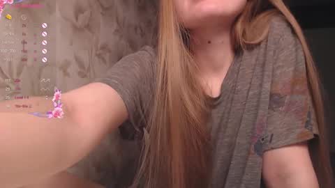 Luna online show from February 27, 2026, 8:42 pm