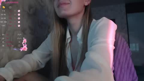 Luna online show from July 4, 2026, 11:22 pm
