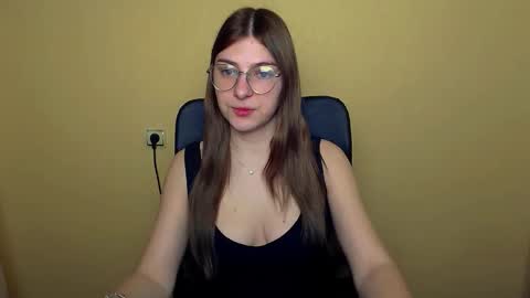 Luna online show from December 16, 2025, 8:41 am