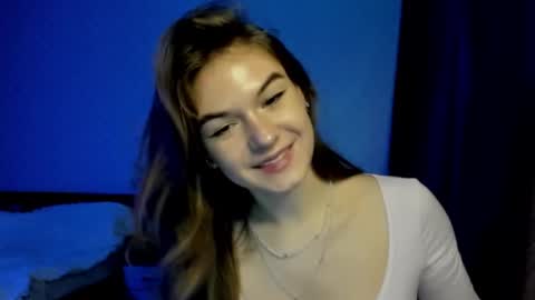 Snapshot of luna_lust_21 chatting on November 16, 2025, 6:13 pm Luna online show from November 16, 2025, 6:13 pm