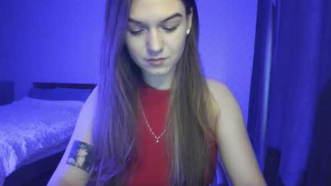 Snapshot of luna_lust_21 chatting on December 4, 2025, 4:33 am Luna online show from December 4, 2025, 4:33 am