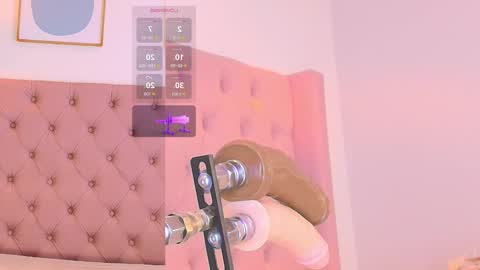 Snapshot of luna_monroe_ chatting on March 9, 2026, 4:55 pm online show from March 9, 2026, 4:55 pm