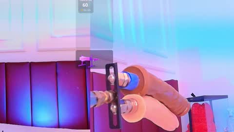 Snapshot of luna_monroe_ chatting on March 21, 2026, 4:32 pm online show from March 21, 2026, 4:32 pm