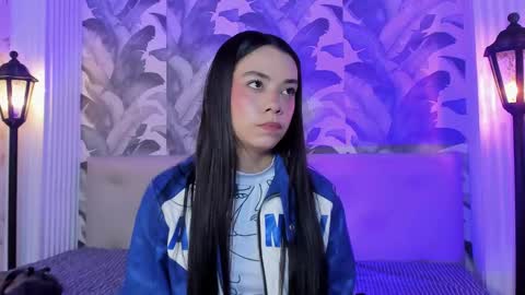 Luna Morgan online show from November 5, 2025, 3:17 am